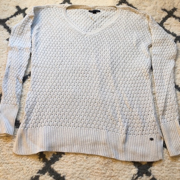 American Eagle sweater - Picture 2 of 2